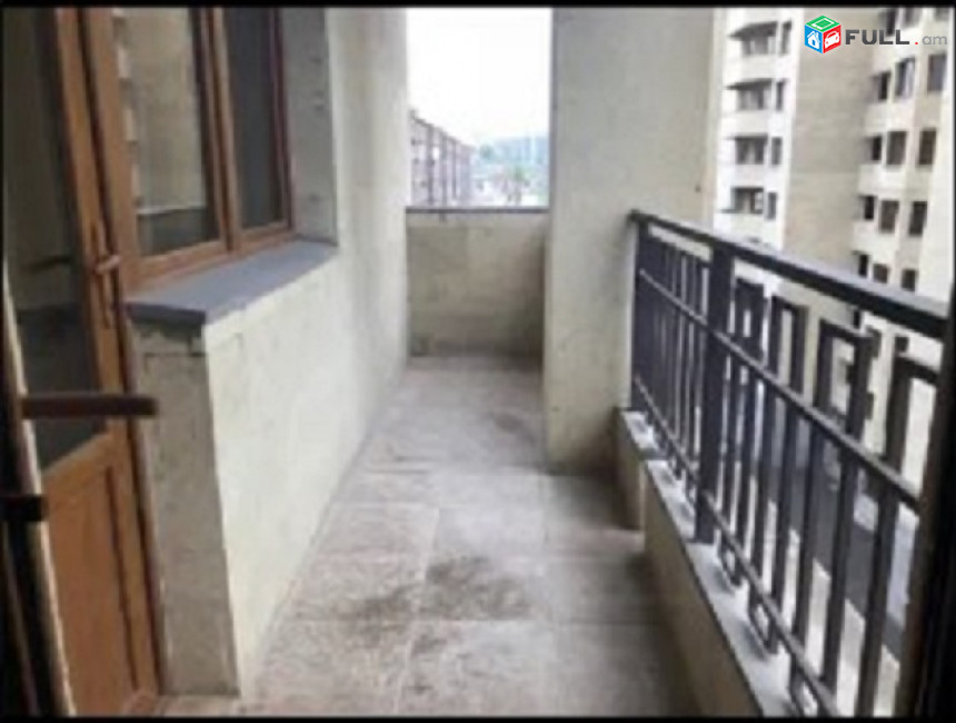 AV0366 Վարձով է տրվում 3 սենյականոց բնակարան Ծարավ Աղբյուրի փողոցում