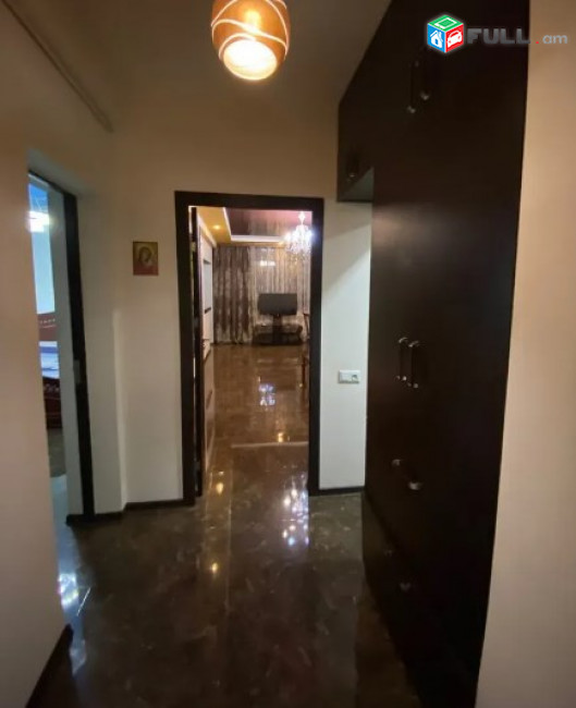 AV0440 Վարձով է տրվում 2 սենյականոց բնակարան Պուշկինի փողոցում
