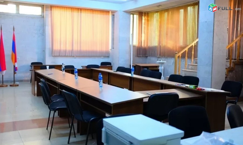 AV0456 Վարձով է տրվում կոմերցիոն տարածք Արմեն Տիգրանյան փողոցում