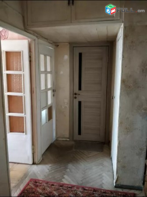 AV0460 Վարձով է տրվում 2 սենյականոց բնակարան Մինսկի փողոցում