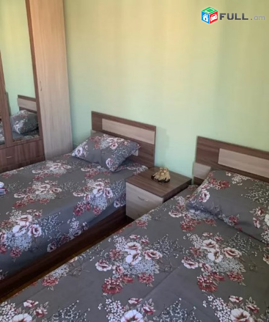 AV0468 Օրավարձով է տրվում 4 սենյականոց բնակարան Երվանդ Քոչարի փողոցում