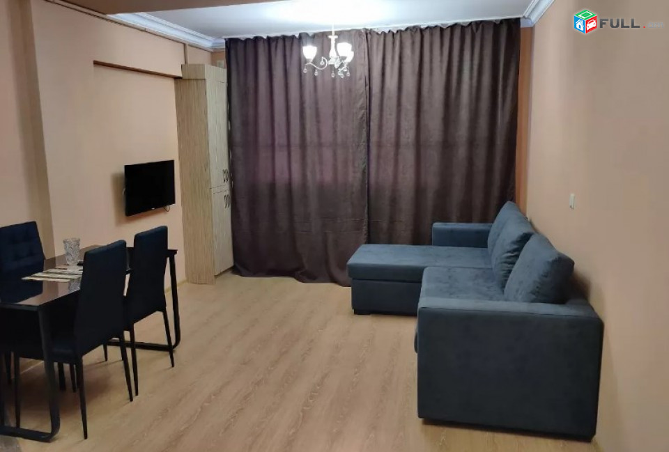 AV0562 Վարձով է տրվում 2 սենյականոց բնակարան Մոսկովյան փողոցում