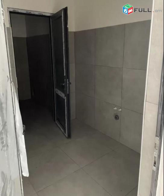 AV0581 Վարձով է տրվում կոմերցիոն տարածք Աշխաբադի փողոցում