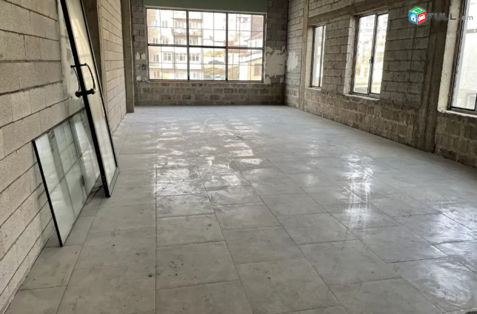 AV0581 Վարձով է տրվում կոմերցիոն տարածք Աշխաբադի փողոցում