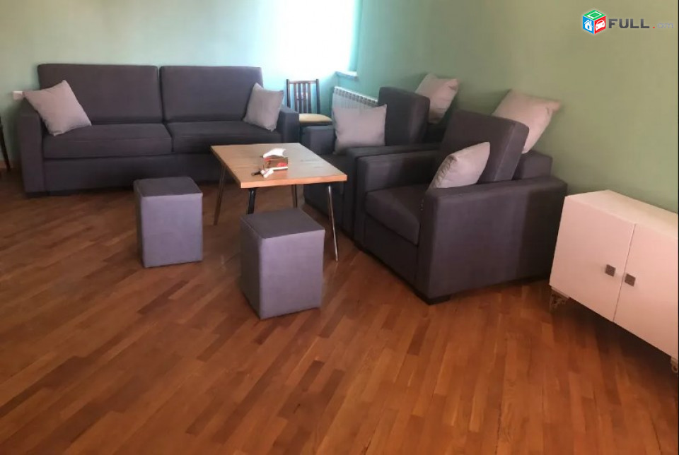 AV0724 Վարձով է տրվում 3 սենյականոց բնակարան Սարյան փողոցում