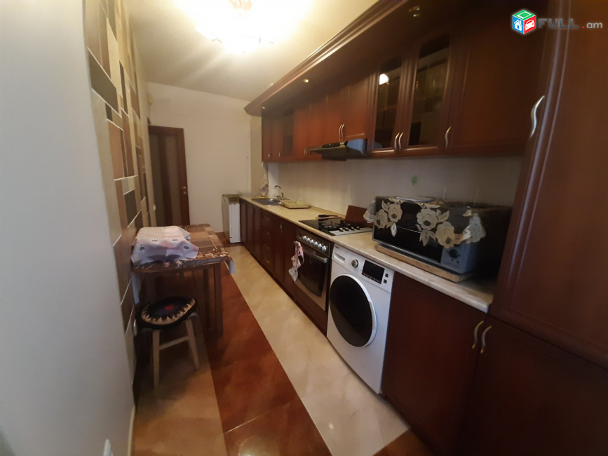 AV0774 Վարձով է տրվում 3 սենյականոց բնակարան Ավան-Առինջում