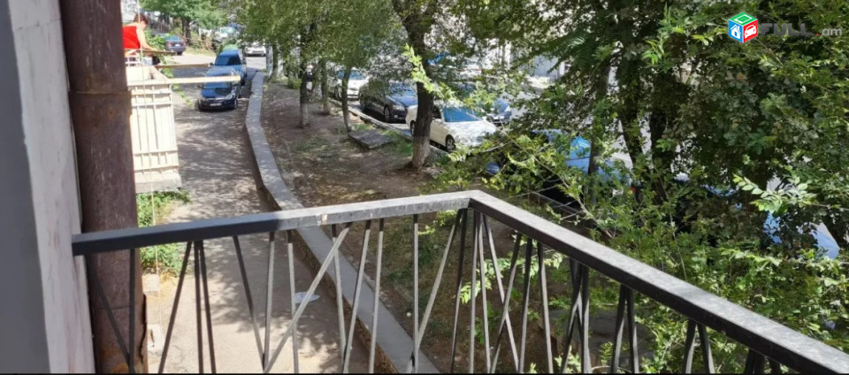AV0703 Վարձով է տրվում 2 սենյականոց բնակարան Նաիրի Զարյան փողոցում
