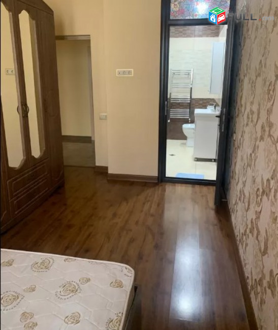 AV0783 Վարձով է տրվում առանձնատուն Բուռնազյան փողոցում