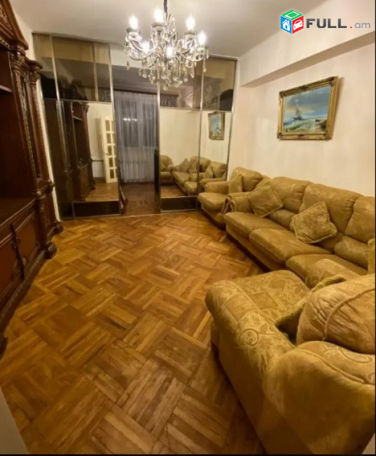 AV0789 Վարձով է տրվում 3 սենյականոց բնակարան Քա5ազնունու փողոցում