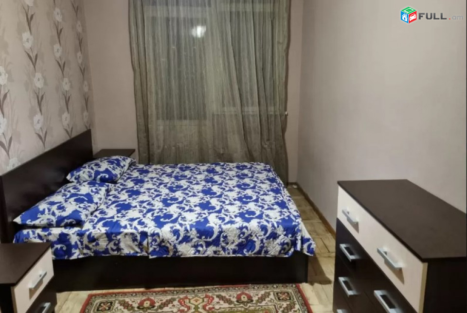 AV0792 Վարձով է տրվում 3 սենյականոց բնակարան Վարդանանց փողոցում