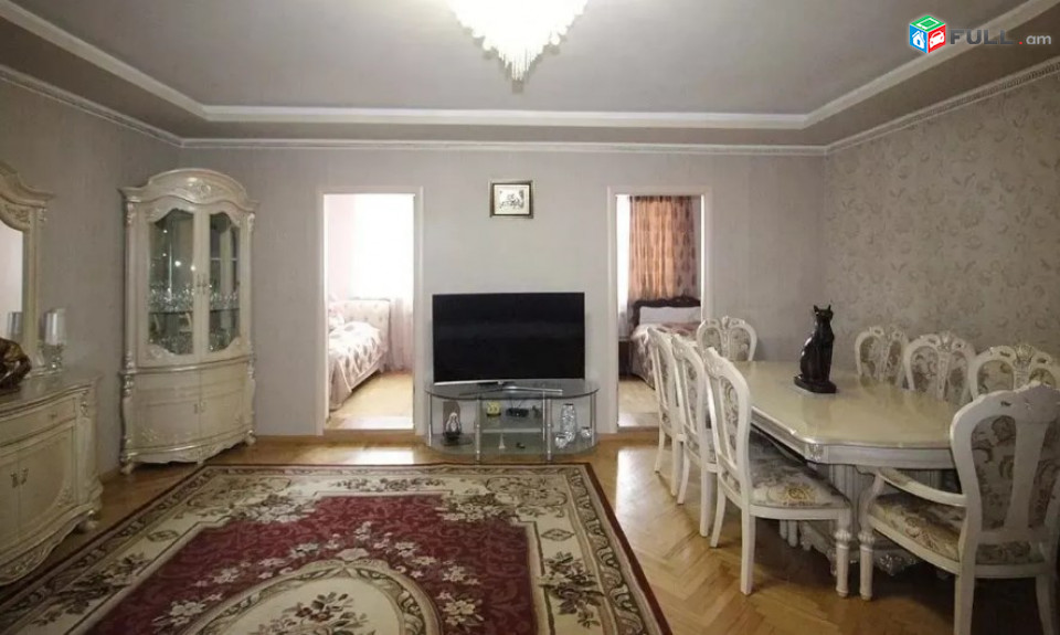 AV0827 Վարձով է տրվում 4 սենյականոց բնակարան Ավետ Ավետիսյան փողոցում