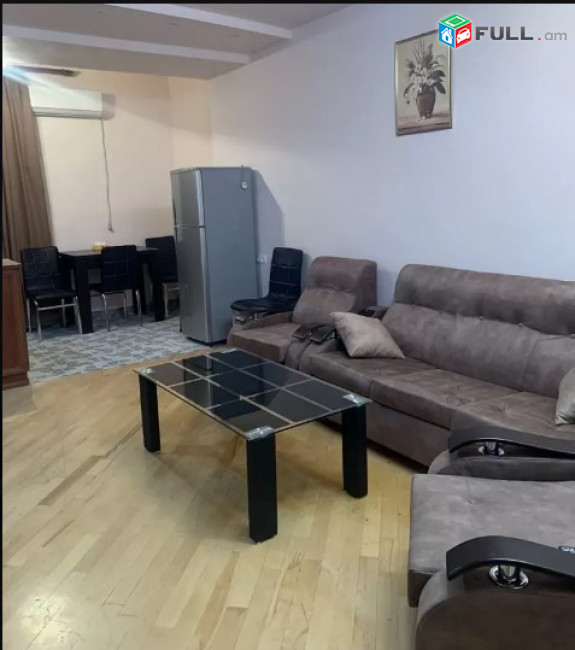 AV0852 Վարձով է տրվում 2 սենյականոց բնակարան Ամիրյան փողոցում