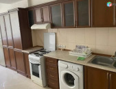 AV0861 Վարձով է տրվում 2 սենյականոց բնակարան Բաղրամյան պողոտայում