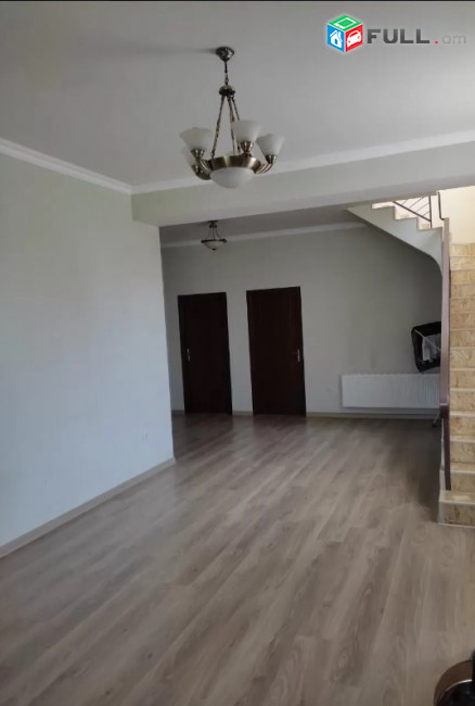AV0890 Վարձով է տրվում 2 հարկանի առանձնատուն Դուրյան թաղամասում,Ավան