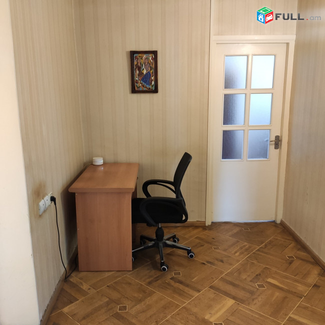 AV0913 Վարձով է տրվում 3 սենյականոց բնակարան Դավիթաշենի 1-ին թաղամասում