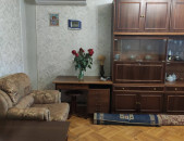 AV0913 Վարձով է տրվում 3 սենյականոց բնակարան Դավիթաշենի 1-ին թաղամասում