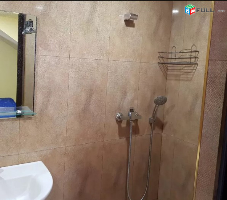 AV0905 Վարձով է տրվում 2 սենյականոց բնակարան Եղվարդի խճուղում