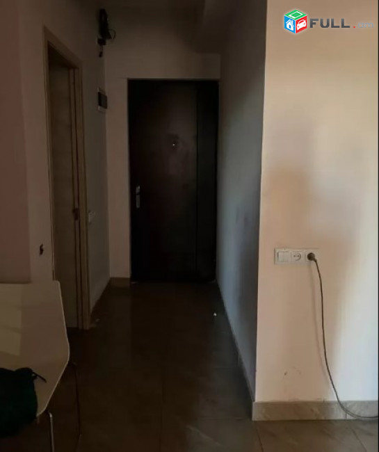AV0927 Վարձով է տրվում 2 սենյականոց բնակարան Ադոնցի փողոցում