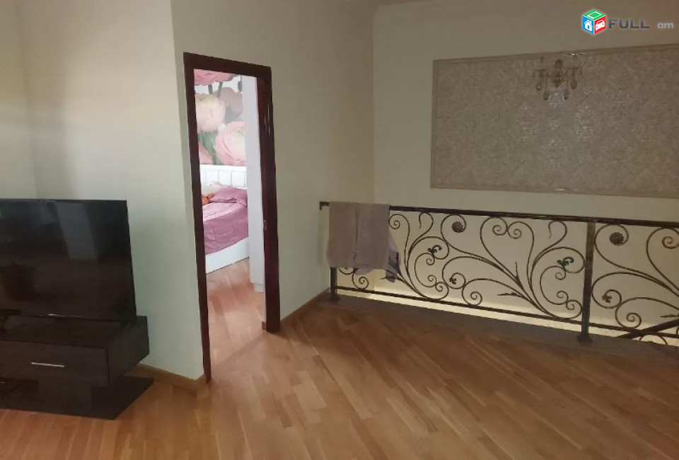 AV0952 Վարձով է տրվում 3 հարկանի առանձնատուն Սերո Խանզադյան փողոցում