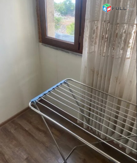 AV0964 Վարձով է տրվում 2 սենյականոց բնակարան Արգիշտի փողոցում