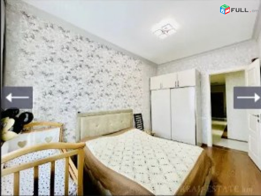 AV0930 Վարձով է տրվում 4 սենյականոց բնակարան Գրիբոյեդով փողոցում