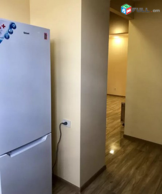 AV0990 Վարձով է տրվում 2 սենյականոց բնակարան Արամ Խաչատրյանի փողոցում