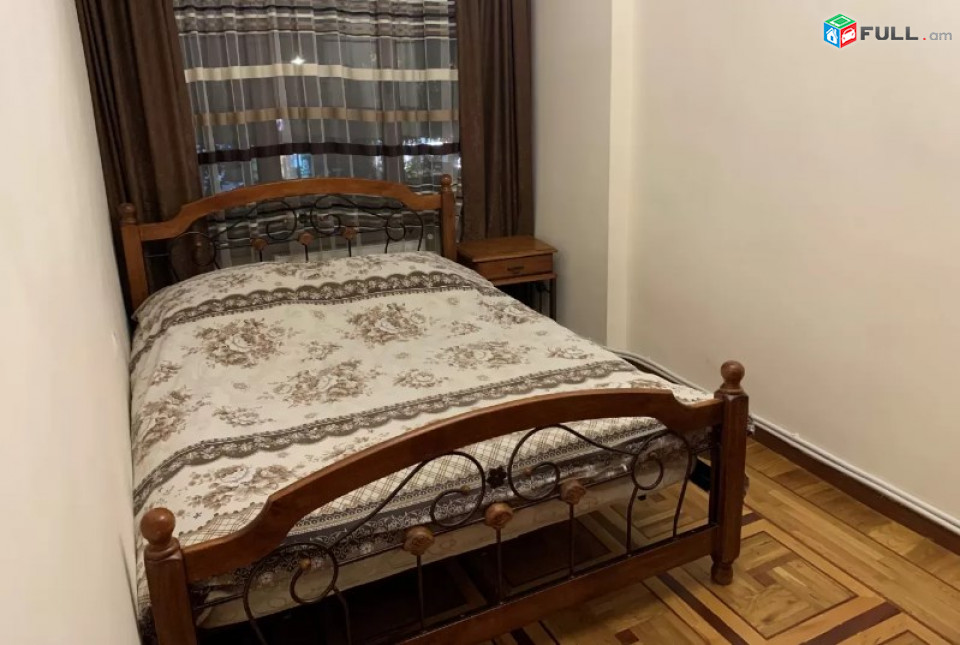 AV1031 Վարձով է տրվում 3 սենյականոց բնակարան Մեսրոպ Մաշտոցի պողոտայում