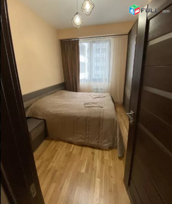 AV1012 Վարձով է տրվում 2 սենյականոց բնակարան Պարույր Սևակի փողոցում