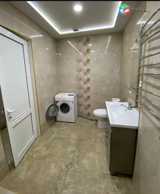 AV0998 Վարձով է տրվում 3 սենյականոց բնակարան Բյուզանդի փողոցում