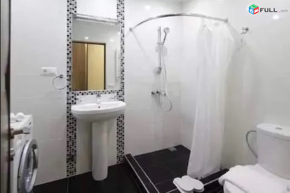 AV0799 Վարձով է տրվում 2 սենյականոց բնակարան Մաշտոցի պողոտայում