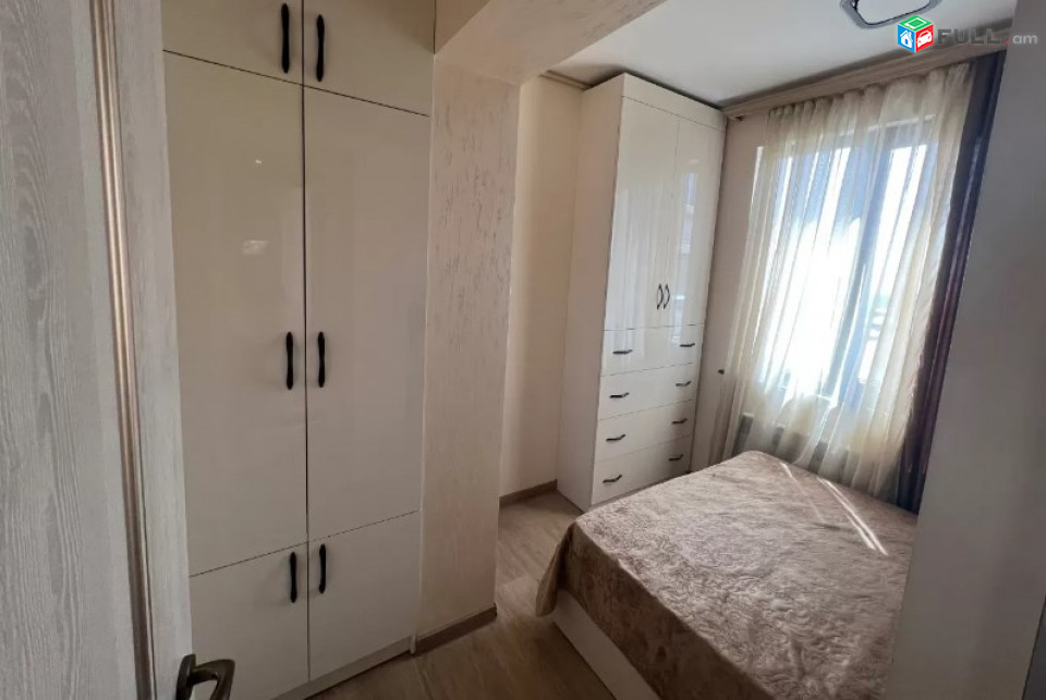 AV0681 Վարձով է տրվում 3 սենյականոց բնակարան Աղբյուր Սերոբի փողոցում
