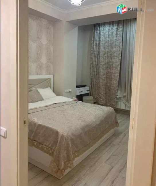 AV0646 Վարձով է տրվում 2 սենյականոց բնակարան Ադոնցի փողոցում