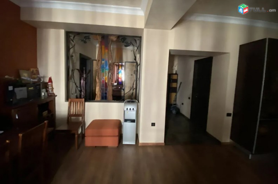 AV0632 Վարձով է տրվում 2 սենյականոց բնակարան Հյուսիսային պողոտայում