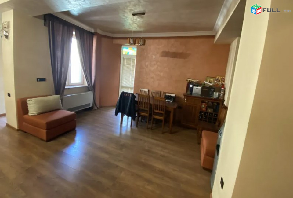 AV0632 Վարձով է տրվում 2 սենյականոց բնակարան Հյուսիսային պողոտայում