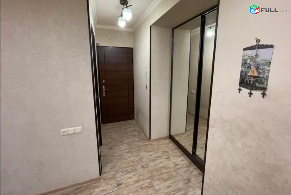 AV0619 Վարձով է տրվում 3 սենյականոց բնակարան Հին Երևանցու փողոցում