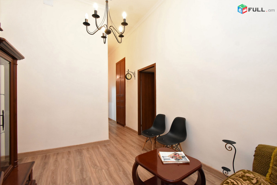 4 սենյականոց բնակարան Տերյան փողոցում, 110 ք.մ., բարձր առաստաղներ, մի քանի պատշգամբ, նախավերջին հարկ