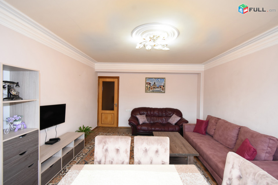  Վարձով է  տրվում 4 Սենյակ Կենտրոնում , For rent apartment center