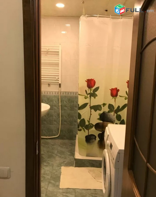 Сдается квартира в центре на улице Абовяна.