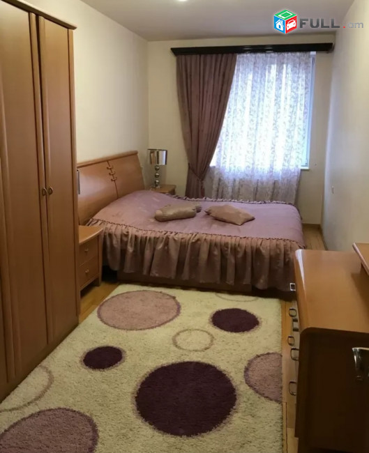 Сдается квартира в центре на улице Абовяна.