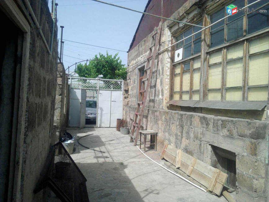 Մեծ հողամասով սեփական տուն