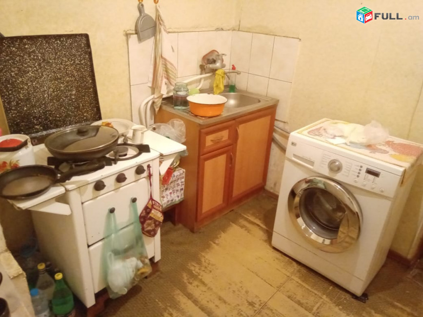 Сдам 2-х комнатную квартиру с гаражом 