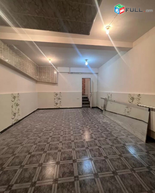 Բազմաֆունկցիոնալ տարածք ՀՀ հրապարակին կից
