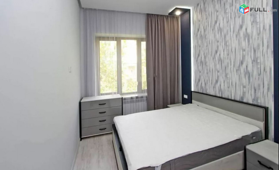 Մաշտոցի պող. վարձով 3 սեն. բնակարան