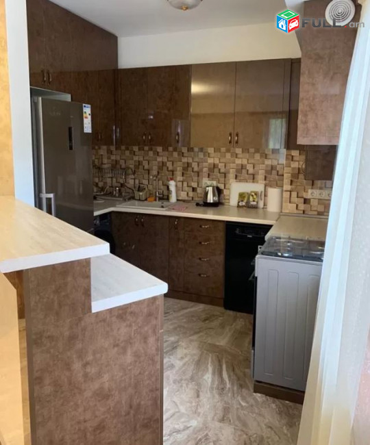 Պուշկին փ. վարձով 2 սեն. բնակարան