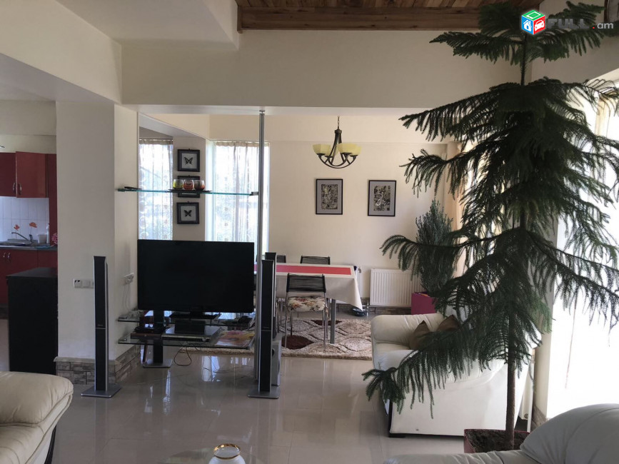 800քմ հող,165քմ տուն,5 սենյակ,ամբողջ գույքով,անտառին մոտ,շատ մաքուր օդ