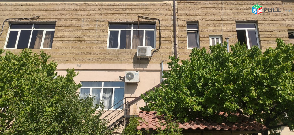 Գործող ռեստորան,հող 1300քմ,շենք  ,4 սրահ,ամառային տաղավարներ,ավտոմեքենաների համար կայանատեղի
