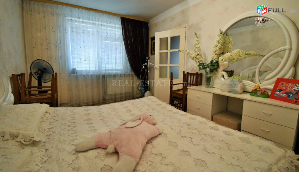 Vardzov e trvum 3 senyakanotc bnakarane kentronum