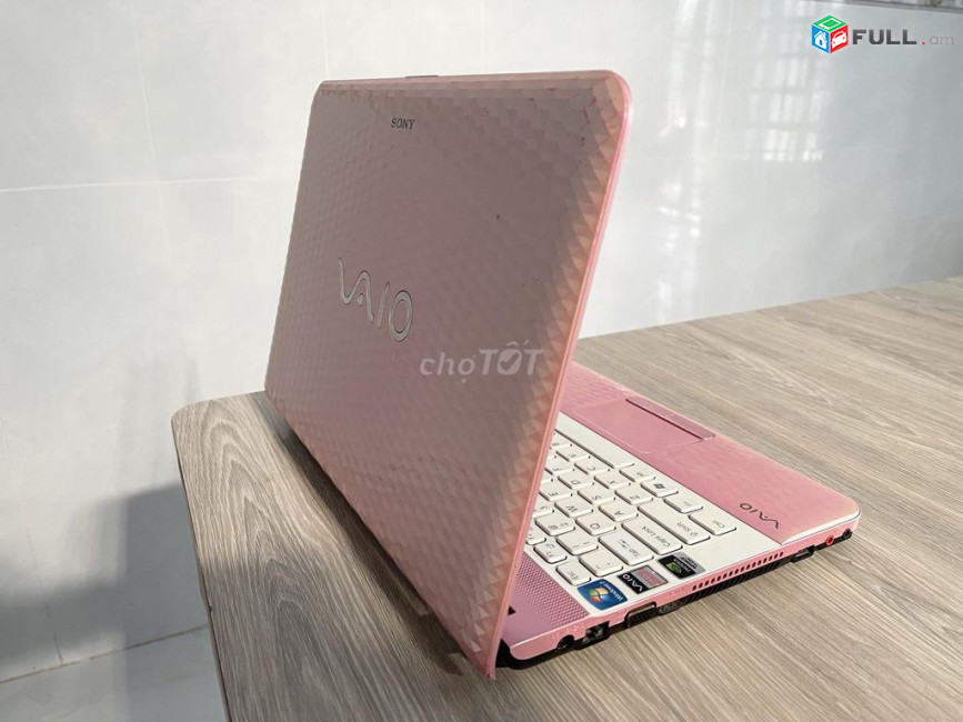 Intel Core i5 պրոցեսորով և Geforce տեսաքարտով նոութբուք Sony Vaio VPCEG18FG 14"дюйм RAM 4GB HDD 500GB