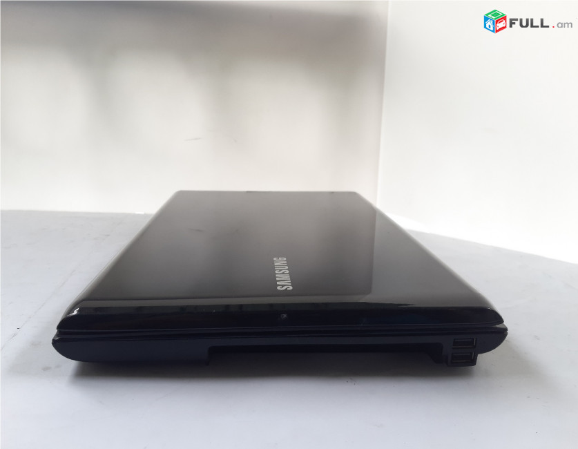 SAMSUNG NP-R590 պահեստամասեր ամեն ինչ разборка на запчасти