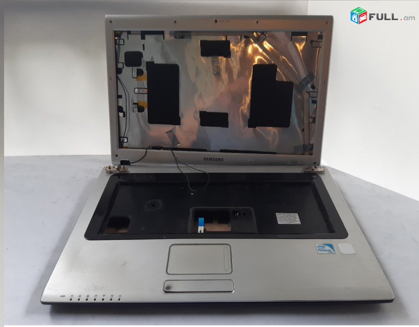 SAMSUNG NP-R520 պահեստամասեր ամեն ինչ разборка на запчасти